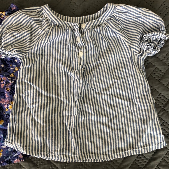 Girls clothes bundle - Picture 7 of 9